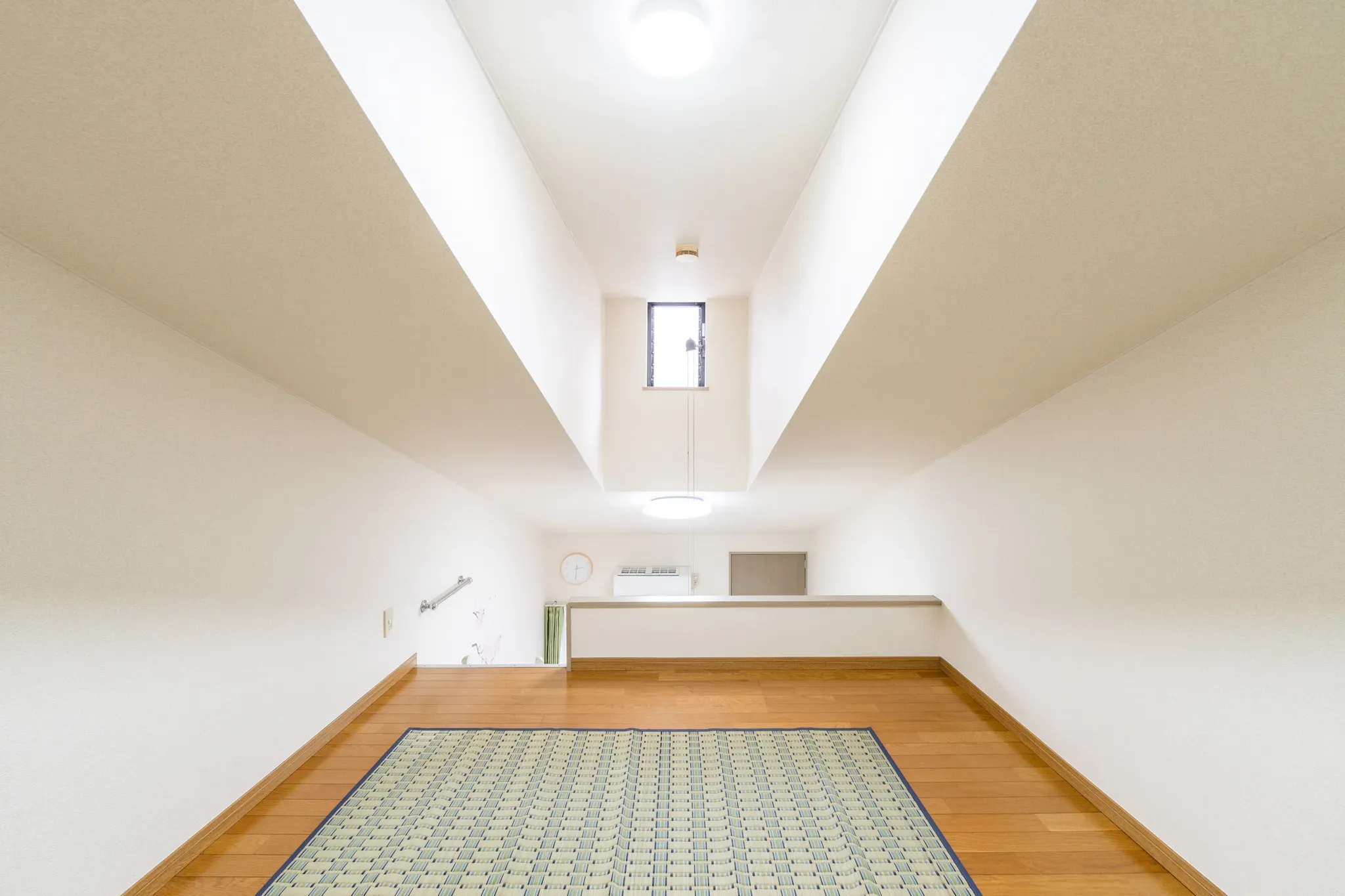 【福岡県福岡市中央区で民泊アパートロフト撮影】福岡市中央区にて、宿泊施設のAirbnb掲載用として、民泊物件の撮影に伺いました。7