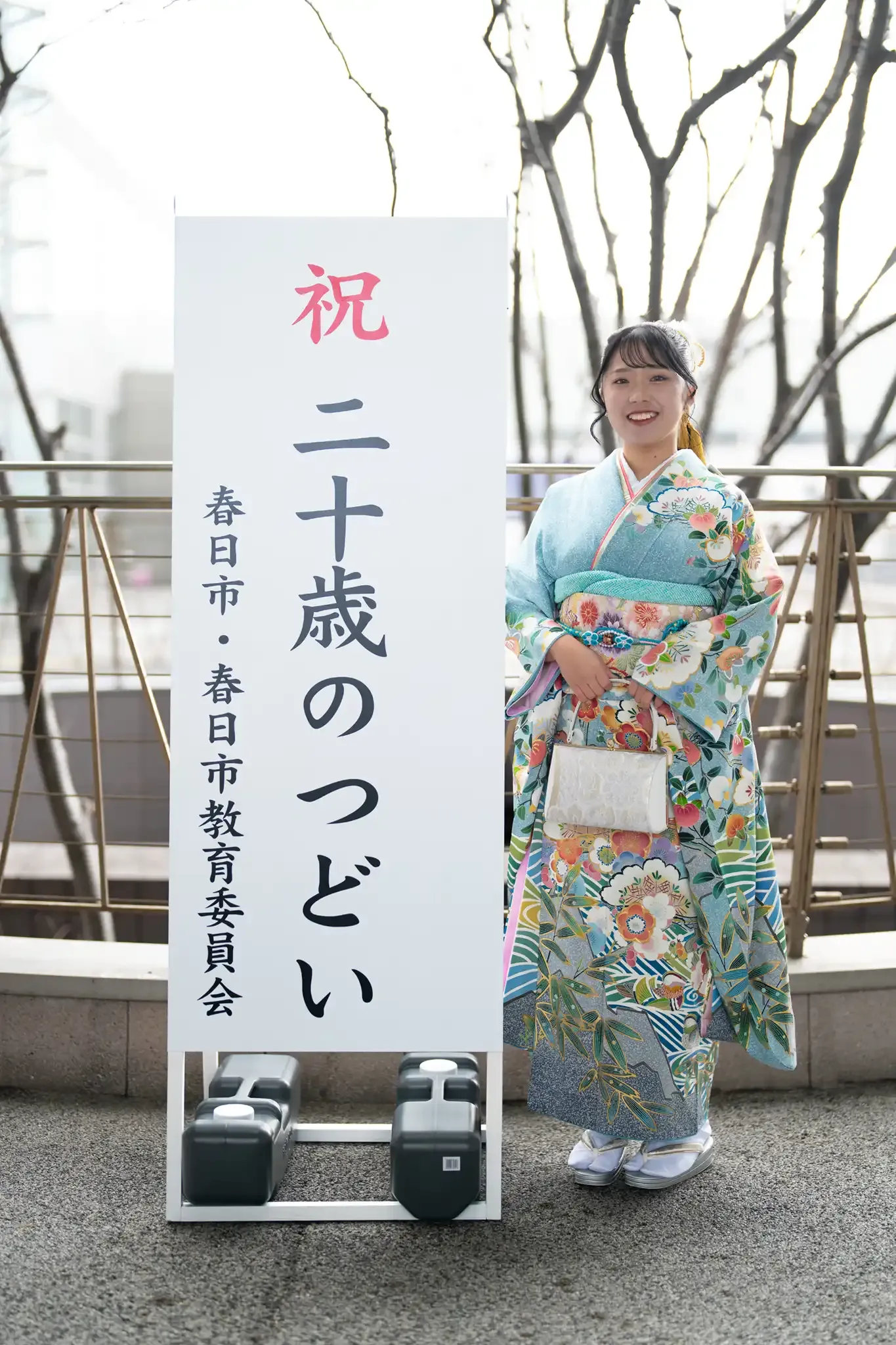 【福岡県春日市で成人式会場撮影】姉妹の次女様の成人式撮影です。2年前に長女様の撮影を担当させていただき、今回、次女様の撮影をお任せいただけたことを大変光栄に思います。14