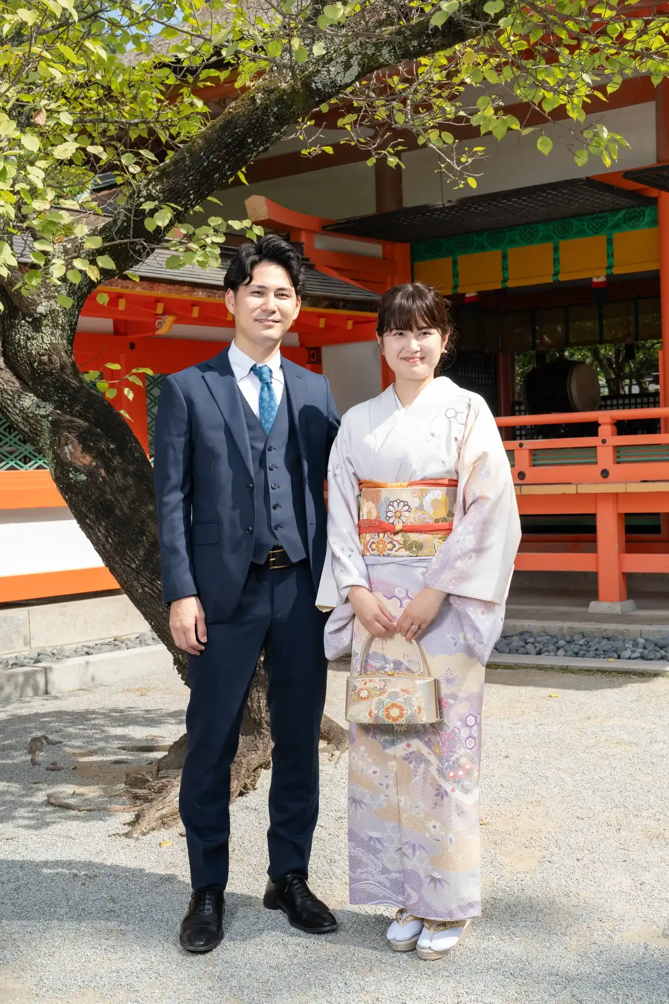 【福岡県福岡市東区でカップル撮影】３歳と７歳の姉妹の七五三撮影で、両家のご祖父母もそろったにぎやかな家族写真。18