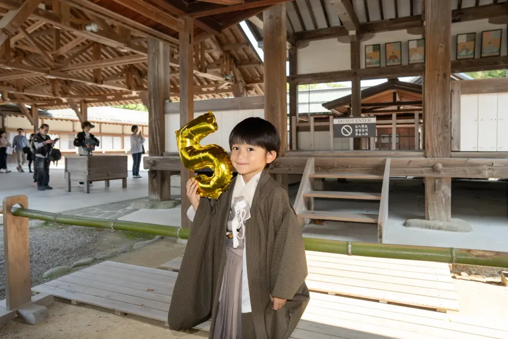 宗像大社で5歳七五三、成長を感じる再会と家族の笑顔 no.131