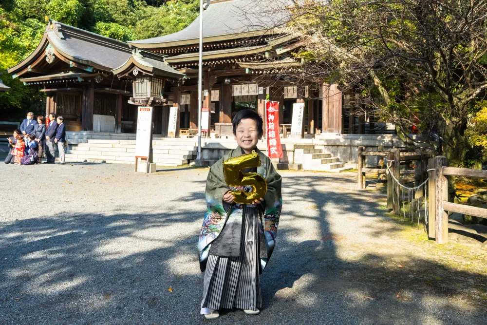高見神社での七五三撮影｜家族で楽しむにぎやかな時間