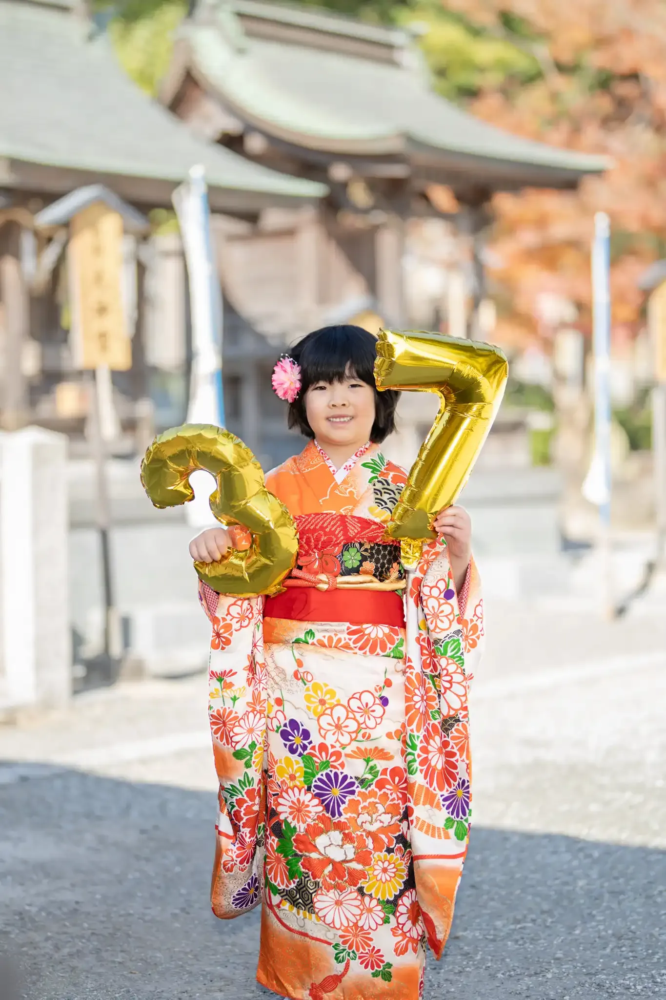 【福岡県飯塚市で七五三撮影】飯塚市の曩祖八幡宮にて、7歳の女の子と3歳の男の子の七五三撮影を行いました。1