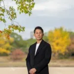 前の記事 - 福岡の税理士プロフィール撮影｜舞鶴公園ロケーション撮影事例