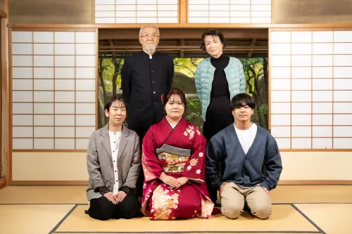 【福岡県福岡市中央区で家族撮影】大濠公園日本庭園での成人式前撮り撮影です。2