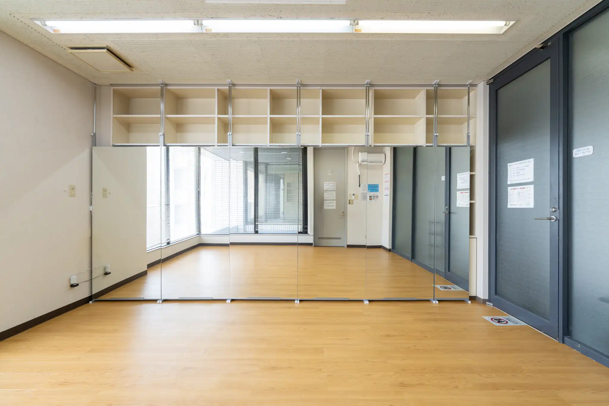 【福岡県久留米市でビジネス撮影】レンタルスタジオReact様4