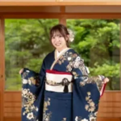 前の記事 - 成人式の前撮り撮影｜松風園でご家族と迎える特別な時間