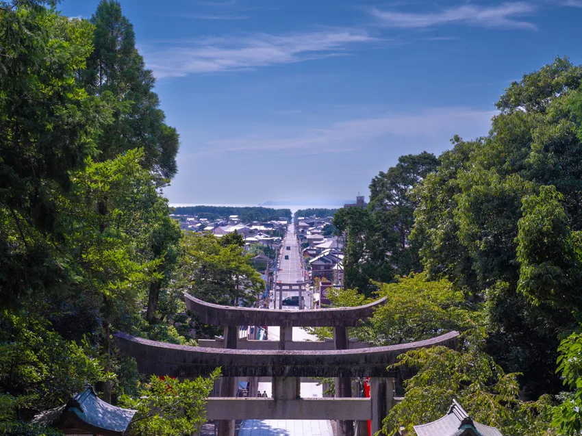 宮地嶽神社の光の道