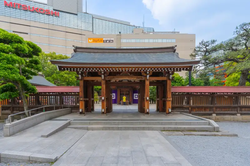 福岡市中央区の警固神社