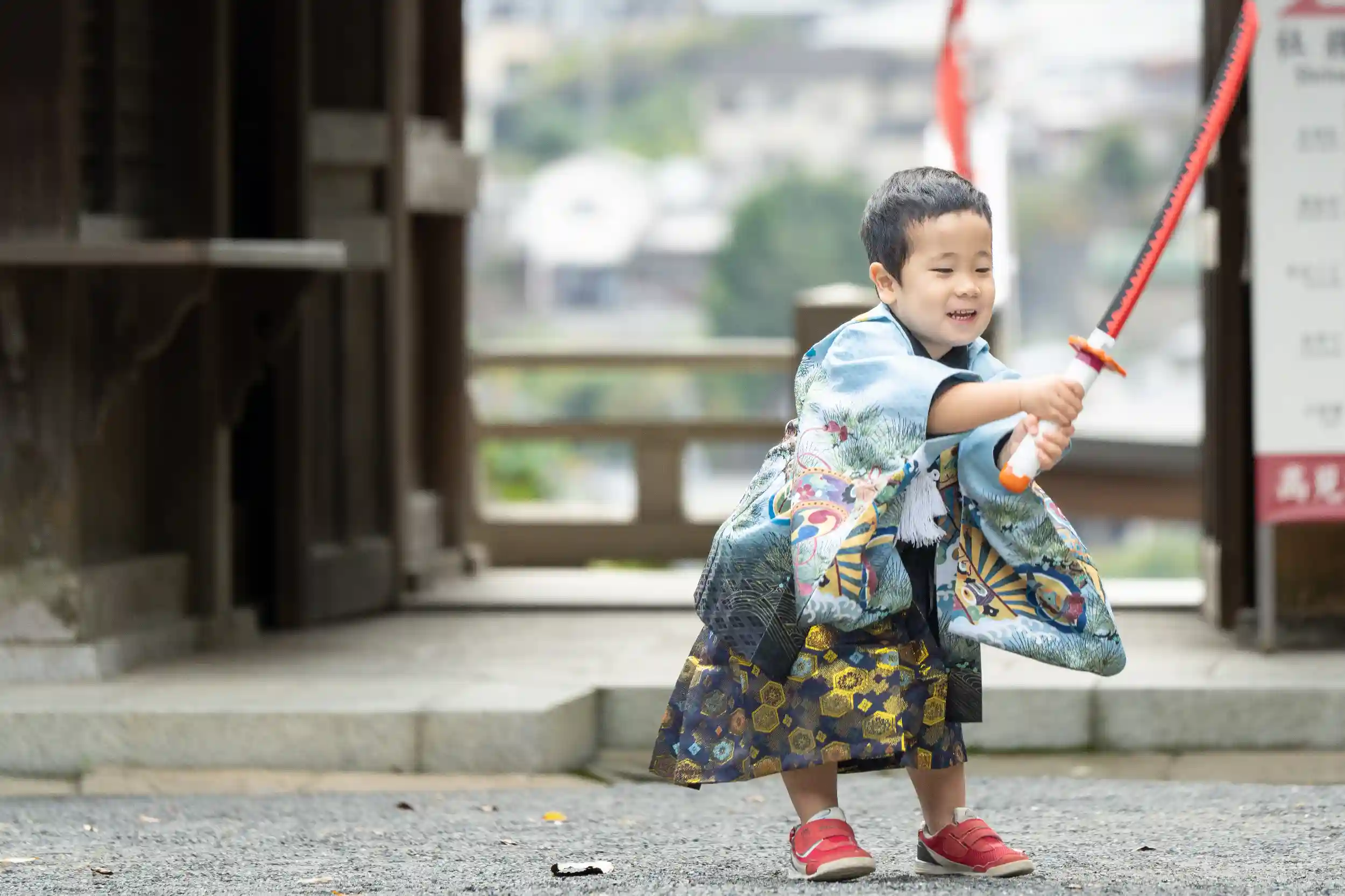 2024年七五三傘・まり・剣あります。